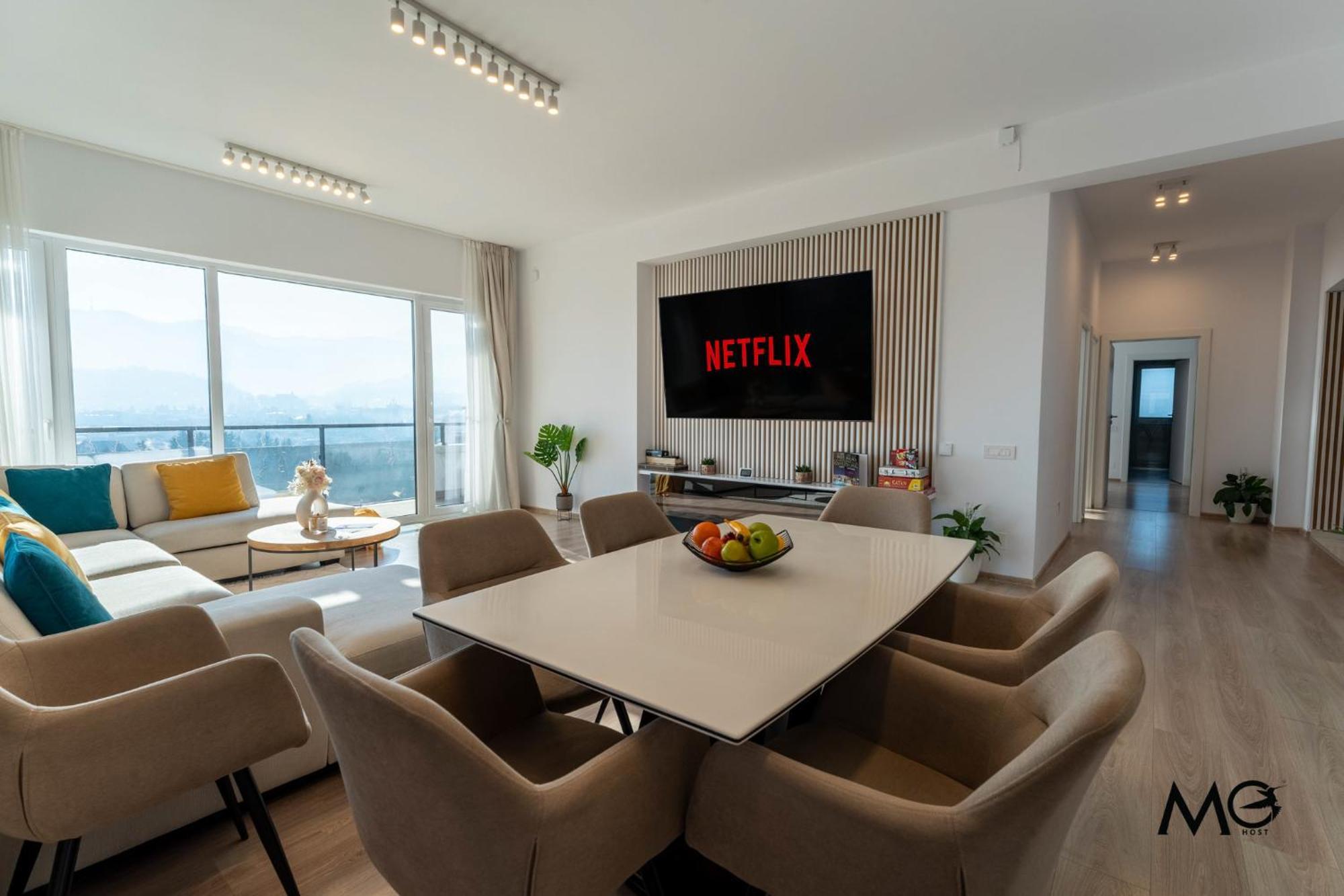 Apartment Mohost Penthouse - Luxury With Mountain Views