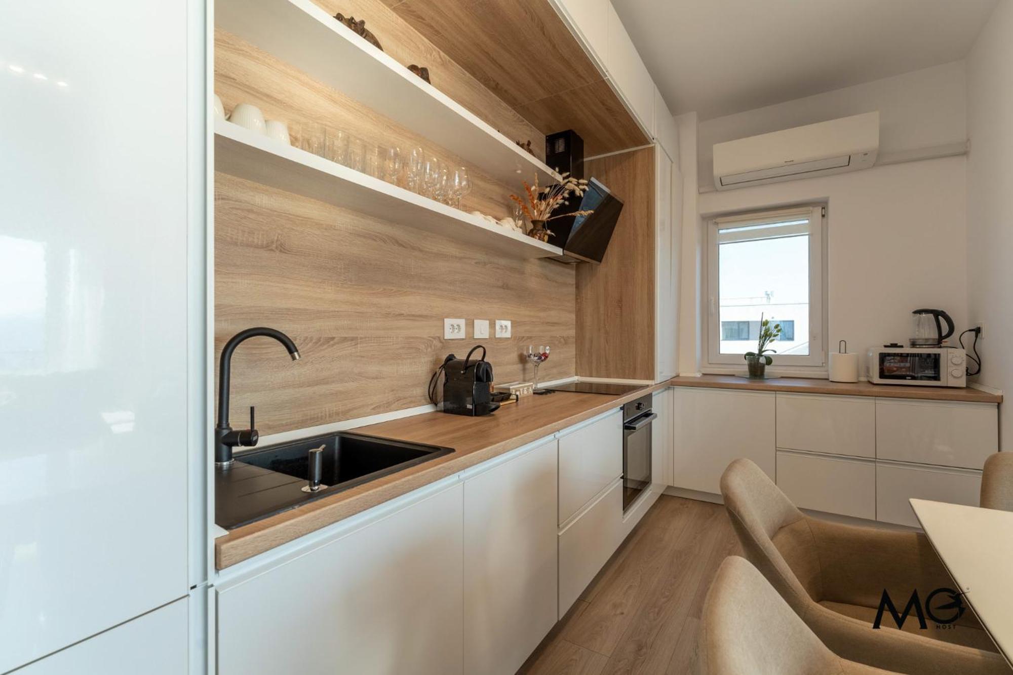 Mohost Penthouse - Luxury With Mountain Views Apartment *